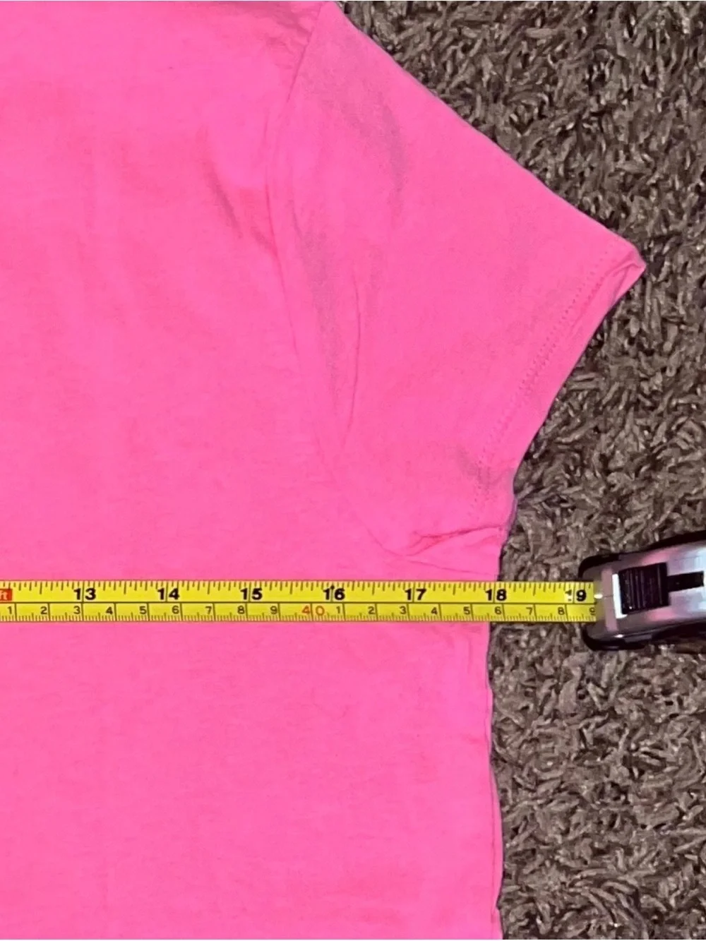 Girl’s sz 16 Axolotl Heart Tee
